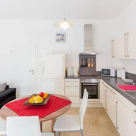 Apartment Blankas