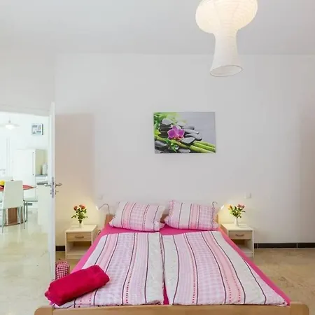 Apartment Blankas *